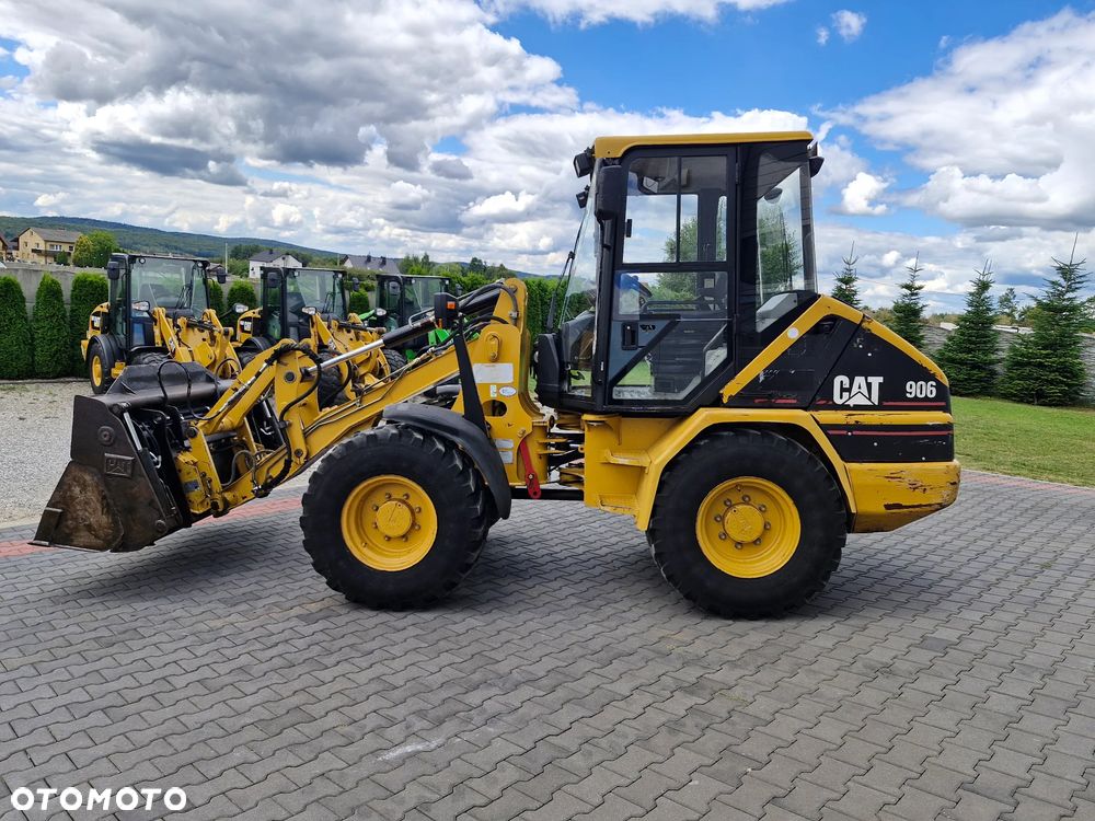 Caterpillar 906
