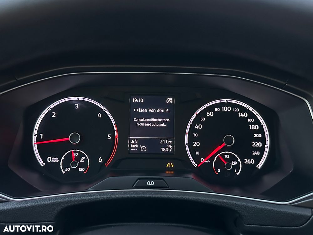 Volkswagen T-ROC 1.6 TDI SCR Style - 19