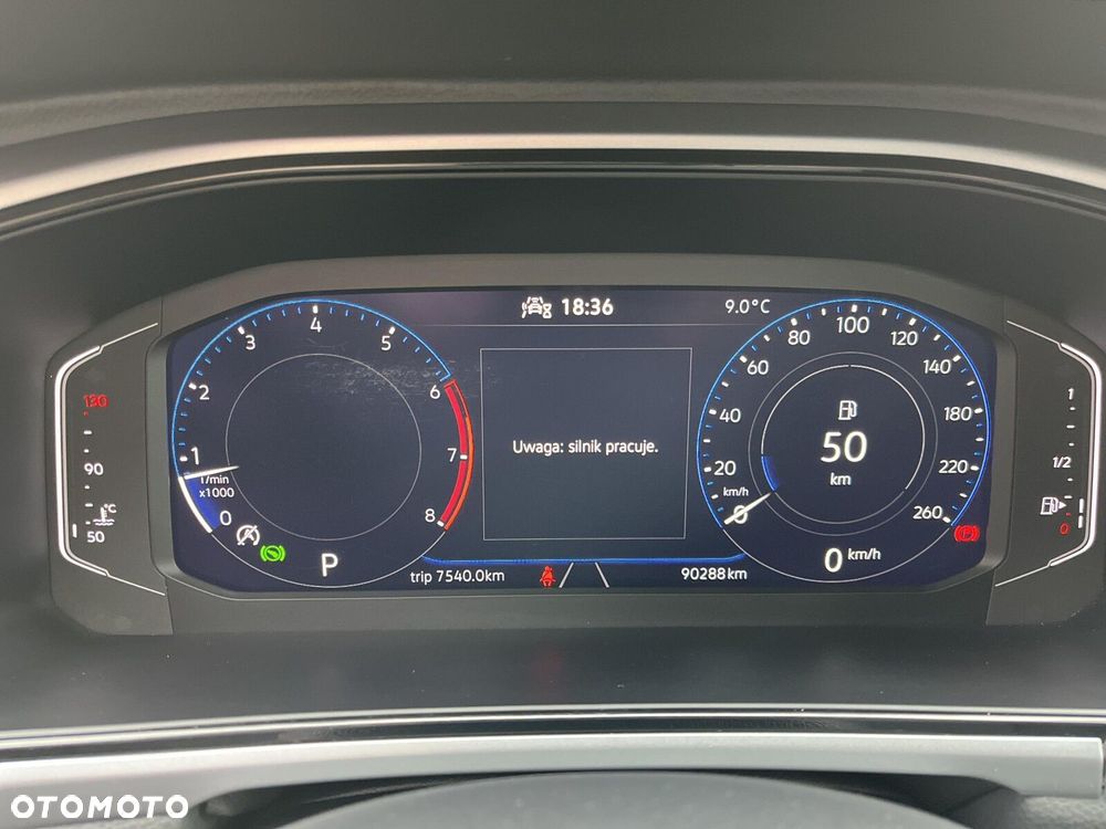 Volkswagen T-Roc - 14