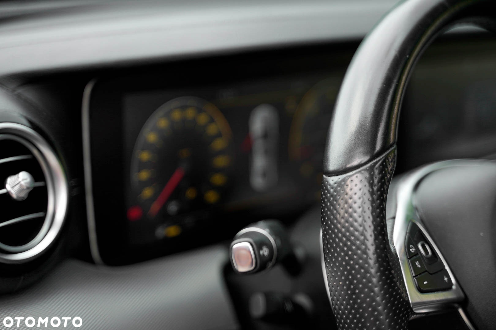 Mercedes-Benz Klasa E 350 BlueTEC 9G-TRONIC Avantgarde - 18