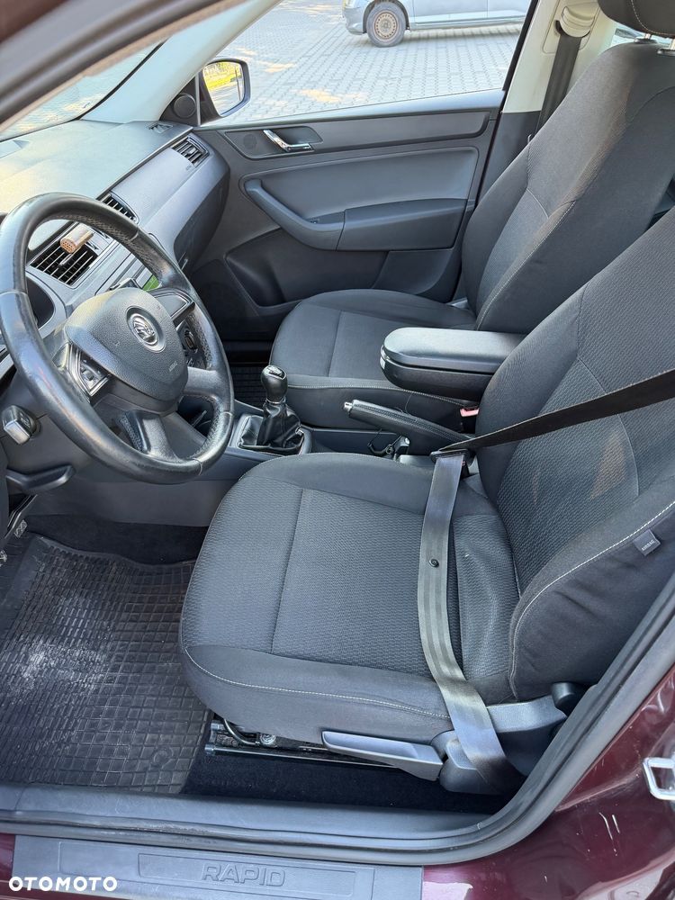 Skoda RAPID 1.6 TDI DPF Edition - 8