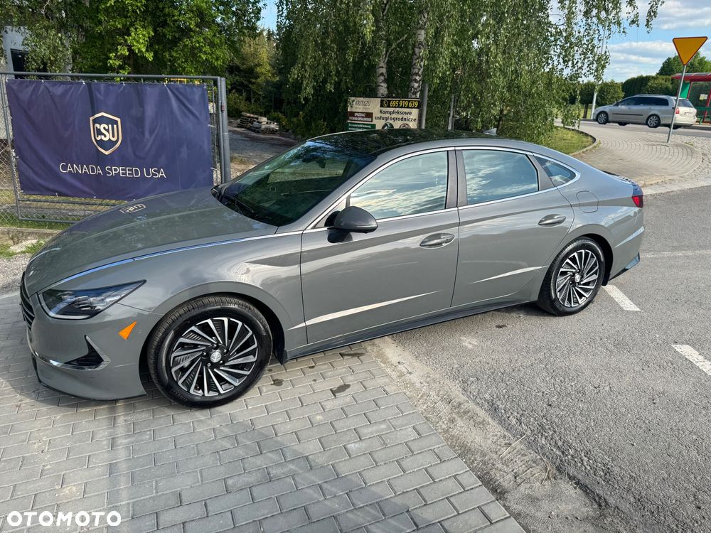 Hyundai Sonata - 13