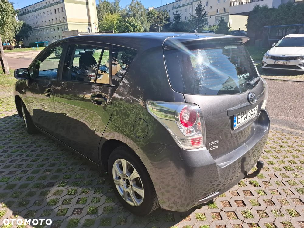 Toyota Verso 1.6 - 4