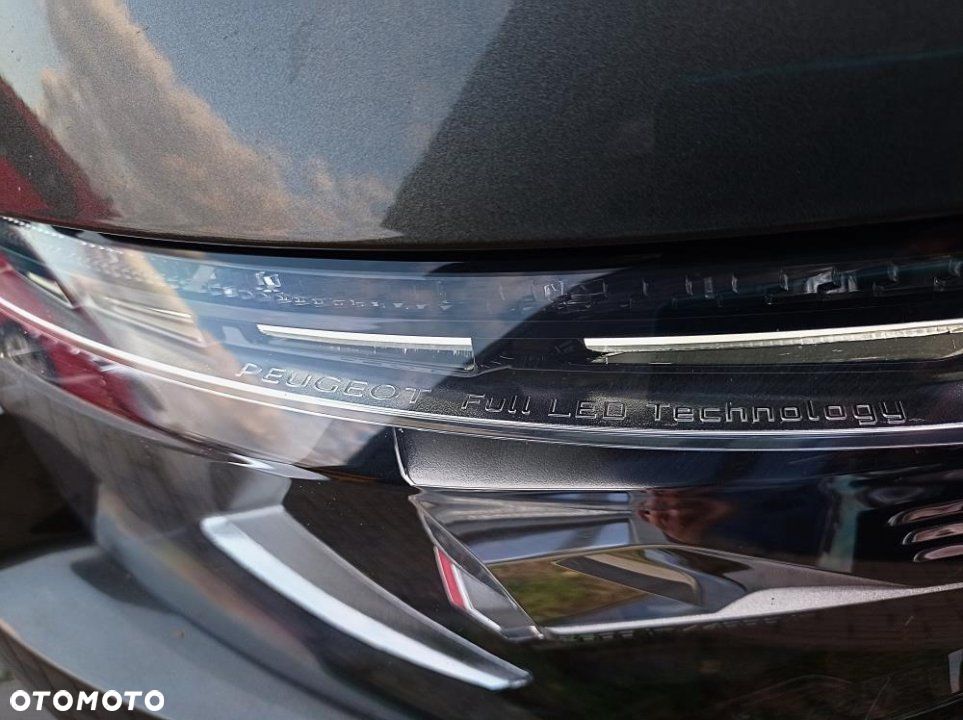 Peugeot 5008 - 10