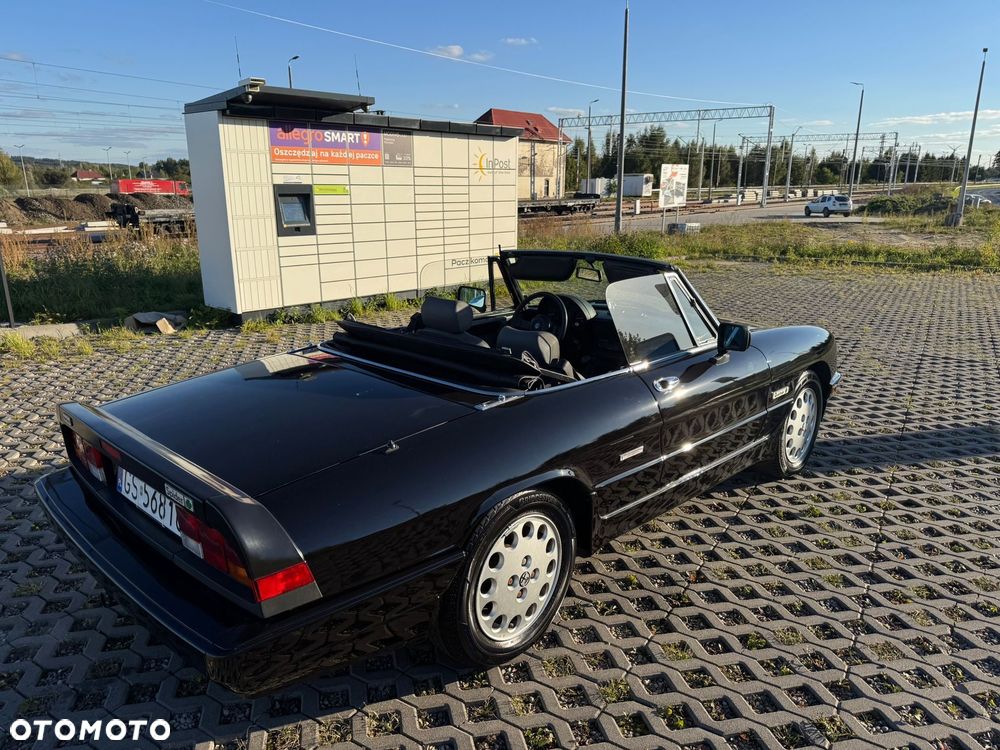Alfa Romeo Spider 2.0 - 9