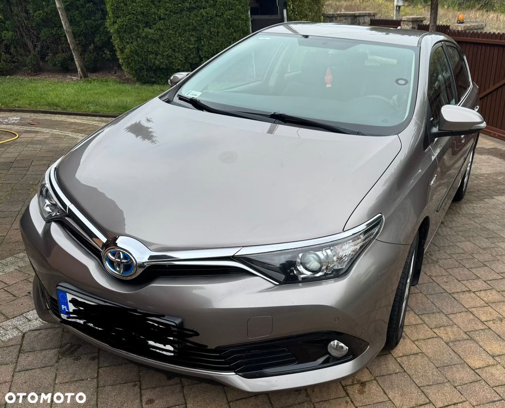 Toyota Auris 2015 photo 3