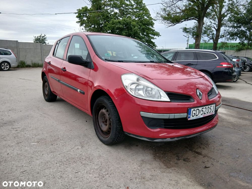 Renault Clio 1.2 16V Authentique - 2