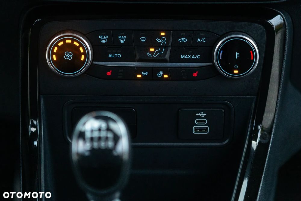 Ford EcoSport - 34