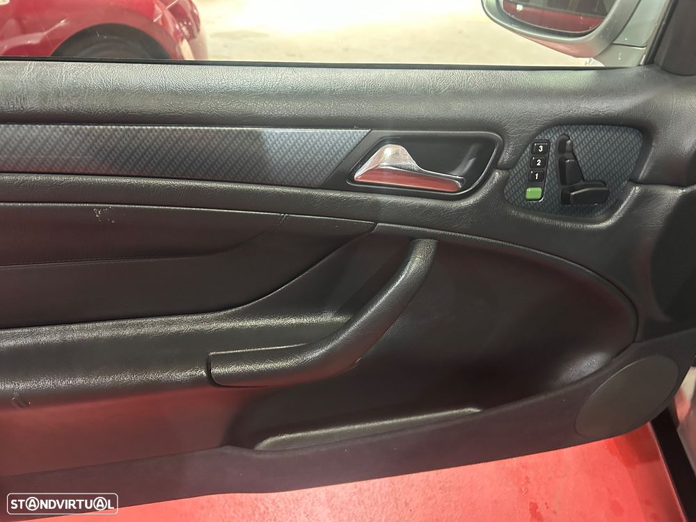 Mercedes-Benz CLK 200 - 16