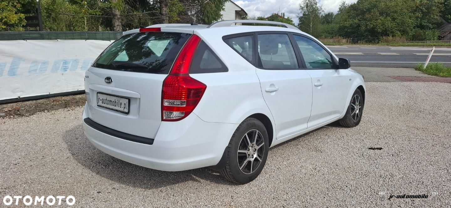 Kia Ceed - 2