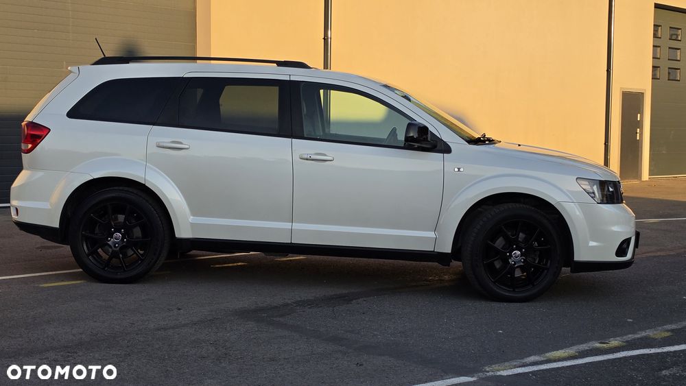 Fiat Freemont 2.0 Multijet Black Code AWD - 11