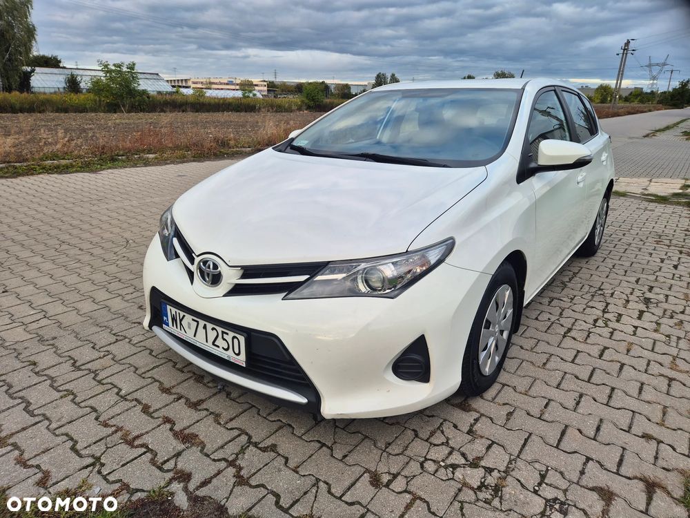 Toyota Auris 1.4 D-4D Active - 2