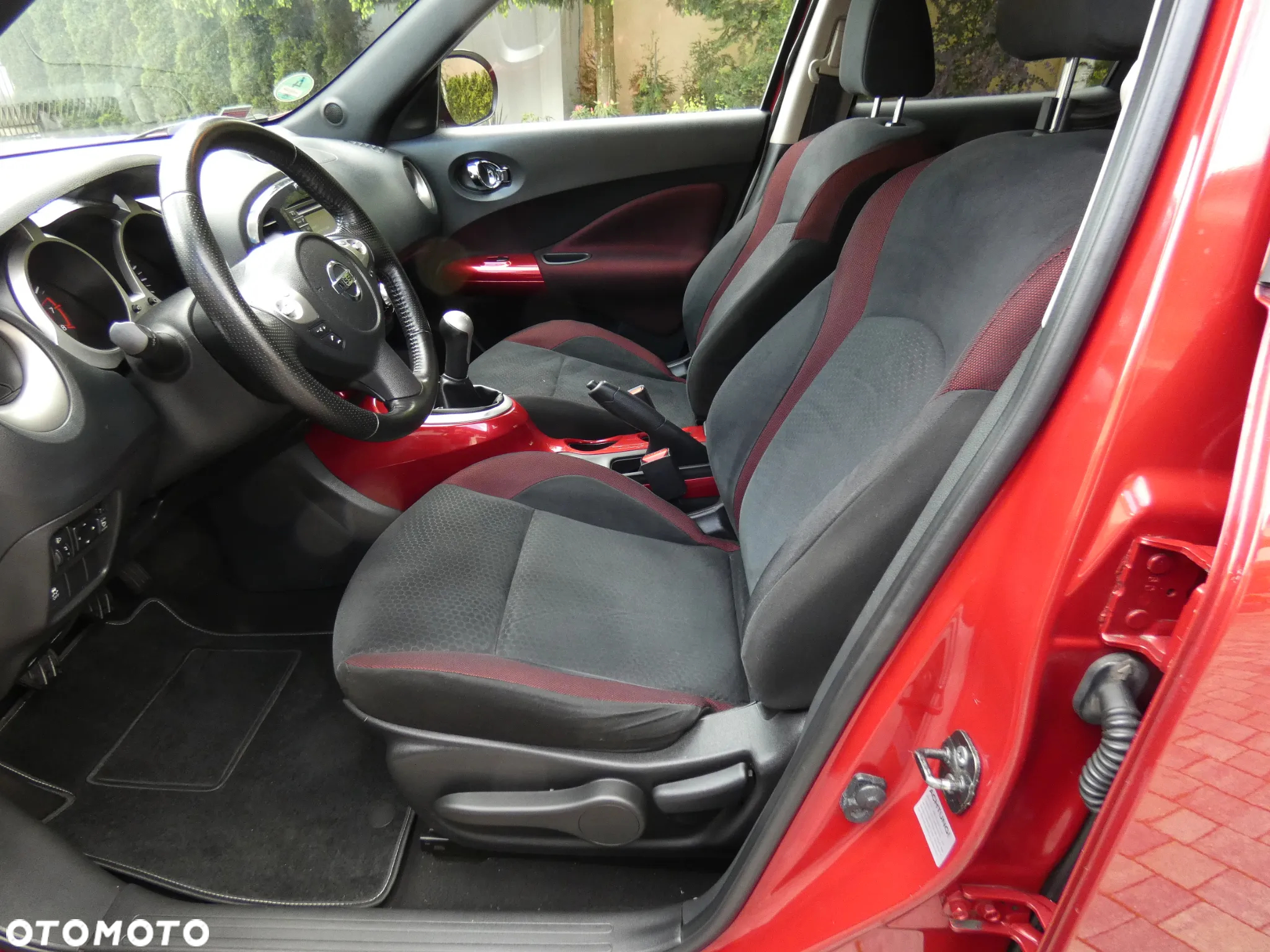 Nissan Juke 1.6 Tekna S&S - 28