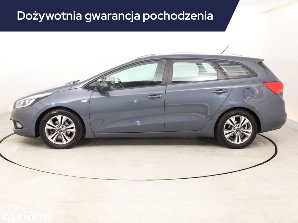 Kia Ceed - 4