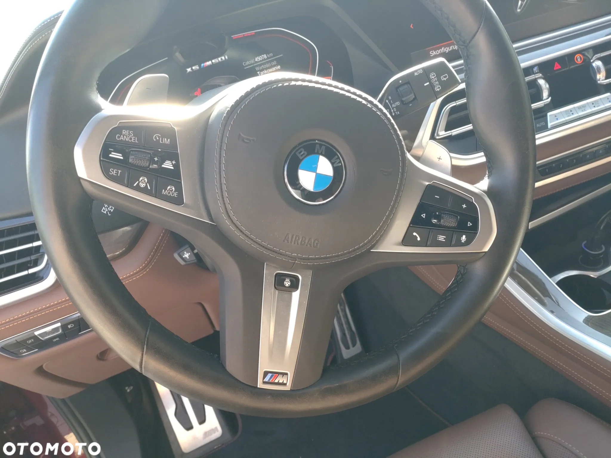 BMW X5 M M50i - 21