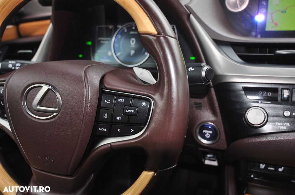 Lexus Seria ES 300h Luxury Line - 6