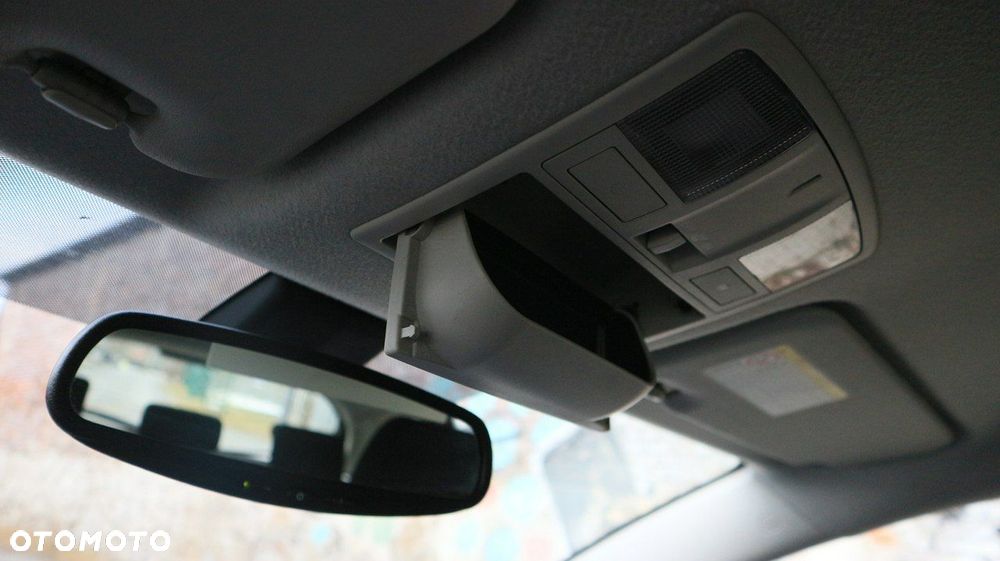 Mazda 3 2.0 MZR DISI Exclusive-Line - 25