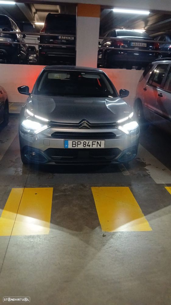 Citroën C4 X - 1