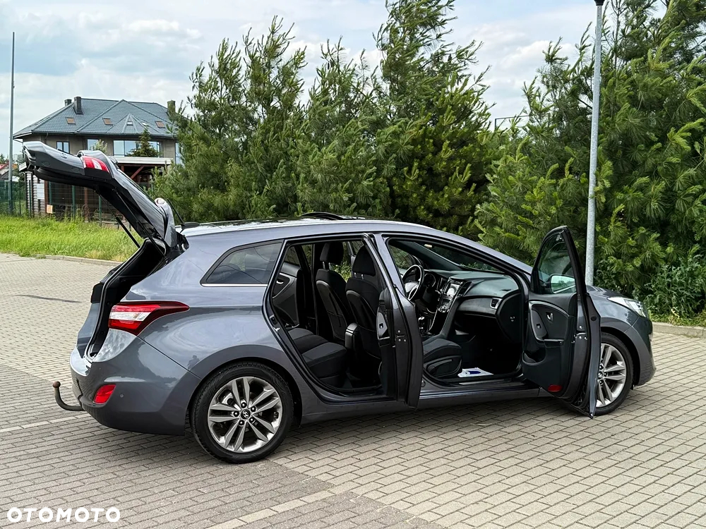 Hyundai i30 1.6 CRDi BlueDrive Go - 21