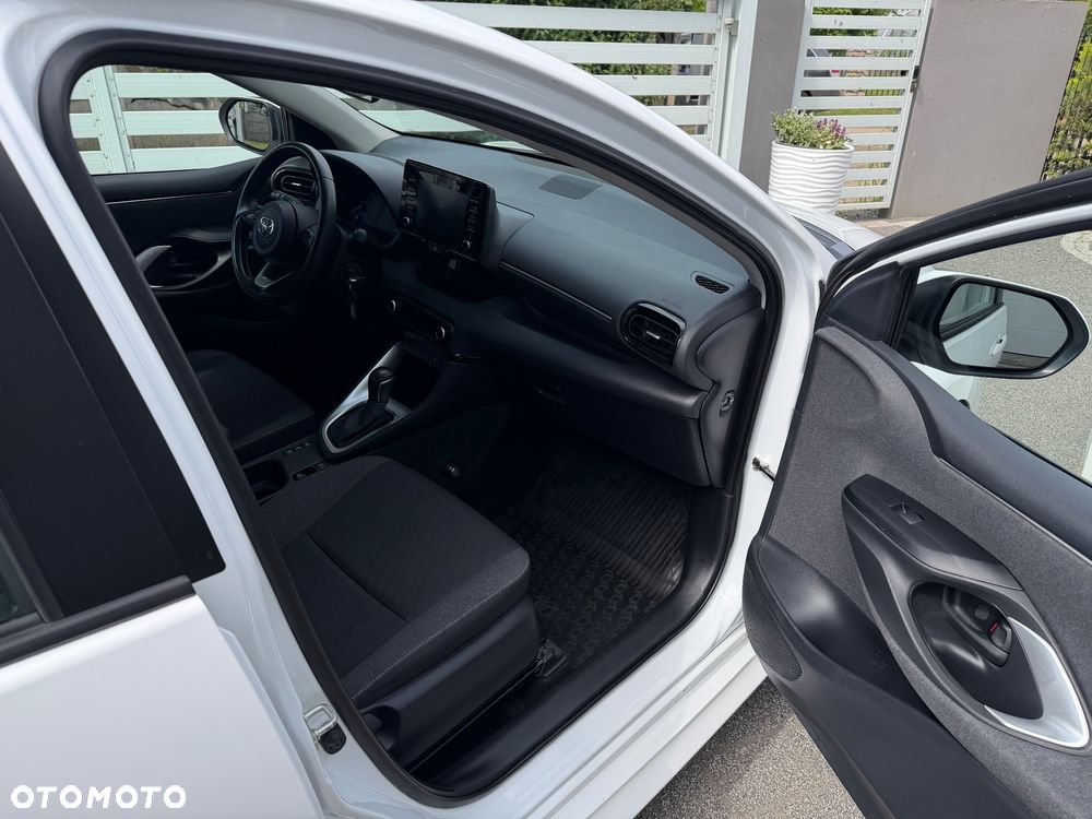 Toyota Yaris Hybrid 1.5 Active - 17