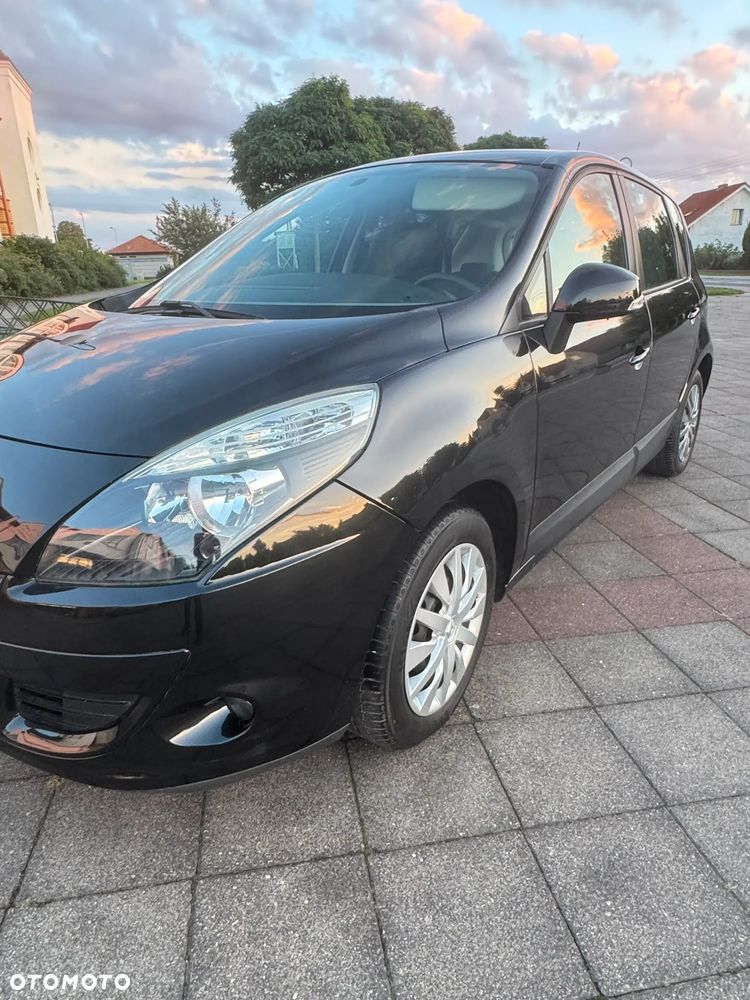 Renault Scenic 1.5 dCi Confort Authentique - 17