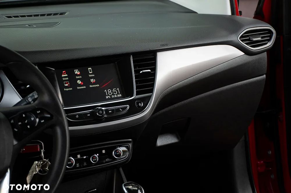 Opel Crossland X - 28