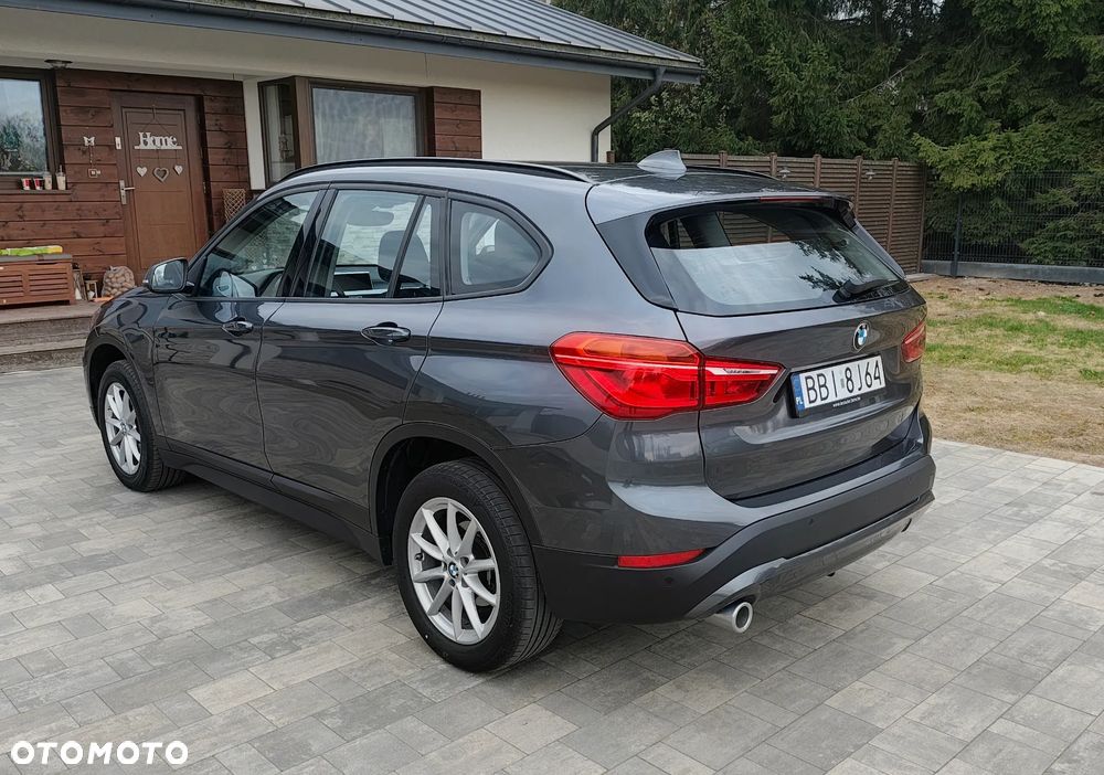 BMW X1 sDrive16d - 6
