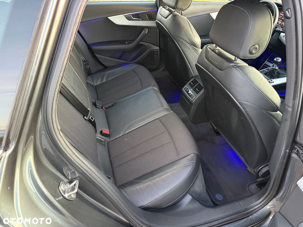 Audi A4 Avant 2.0 TDI DPF clean diesel S line Sportpaket - 13