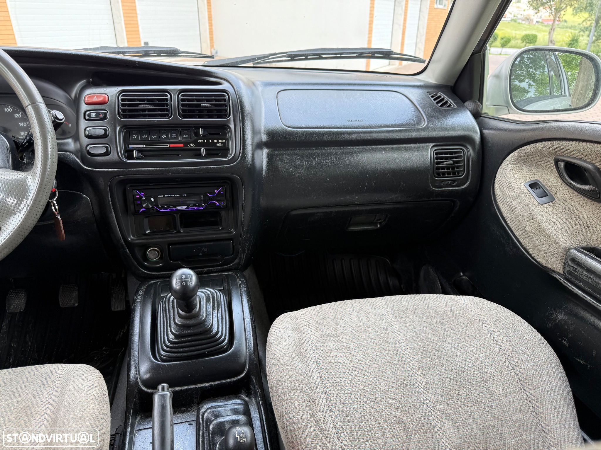 Suzuki Grand Vitara Metal Top 2.0 TDi - 20