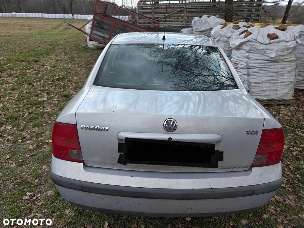 Volkswagen Passat 1.9 TDI - 2