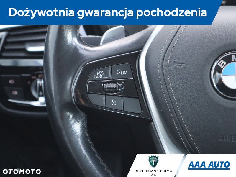 BMW Seria 5 - 22
