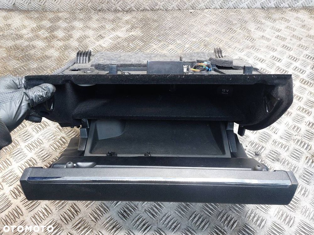 SCHOWEK PASAŻERA MERCEDES-BENZ W204 2046802691 ID: 237404 - 7