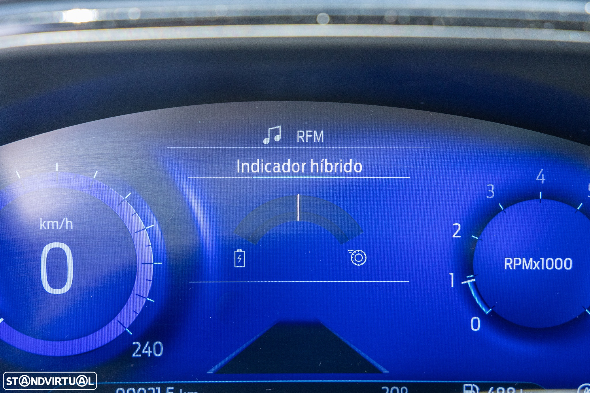 Ford Focus 1.0 EcoBoost MHEV ST-Line - 26