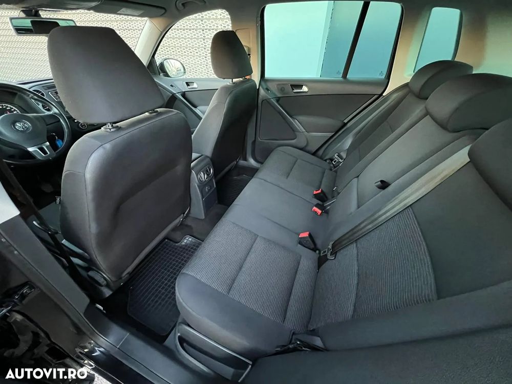 Volkswagen Tiguan 1.4 TSI Trend & Fun - 12