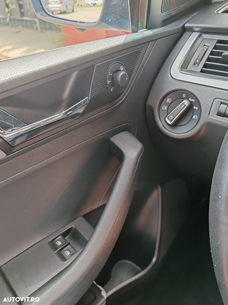 Skoda RAPID 1.0 TSI Ambition - 10