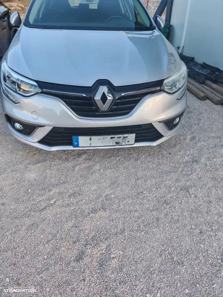 Renault Mégane Sport Tourer - 6