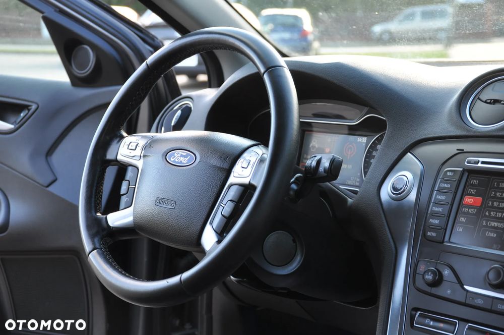 Ford Mondeo 2.0 TDCI Titanium - 27
