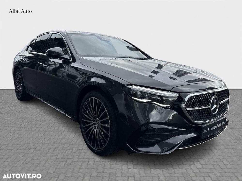 Mercedes-Benz E 300e 4Matic 9G-TRONIC - 2