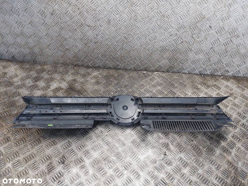 GRILL ATRAPA CHŁODNICY VOLKSWAGEN GOLF VI 1K9853653A ID: 236303 - 2