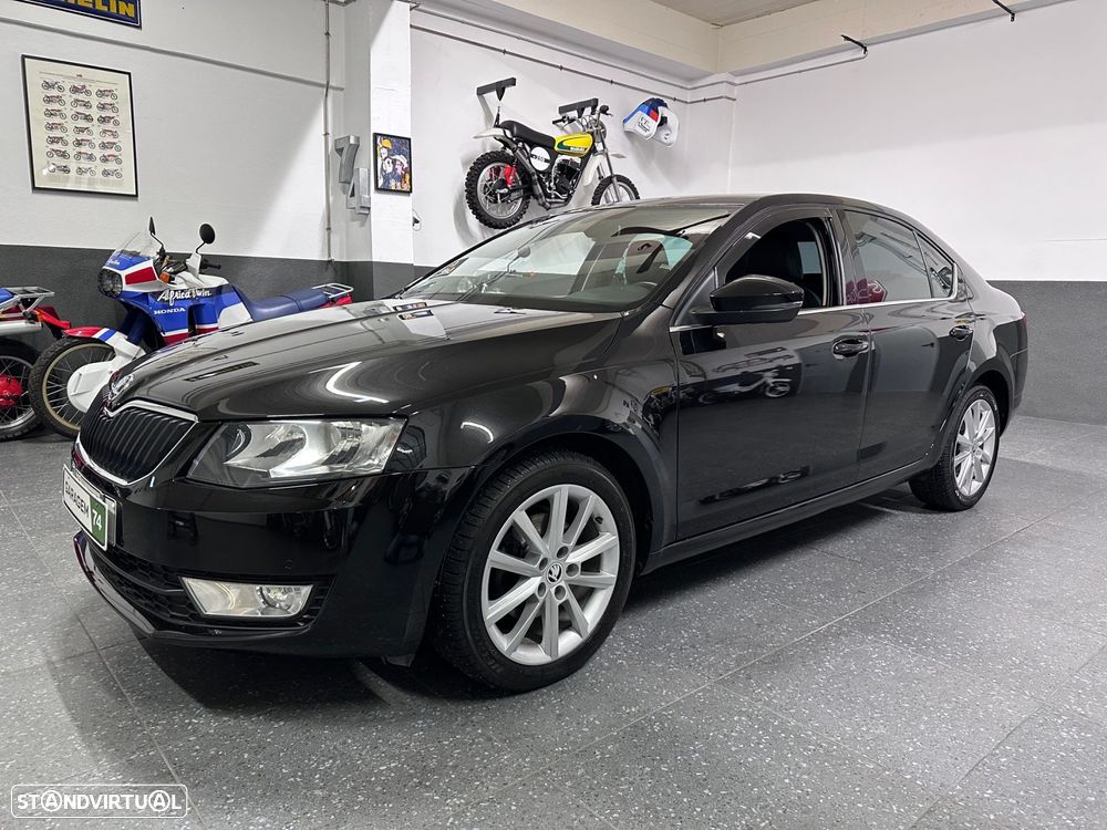 Skoda Octavia 2.0 TDI Sportline - 27