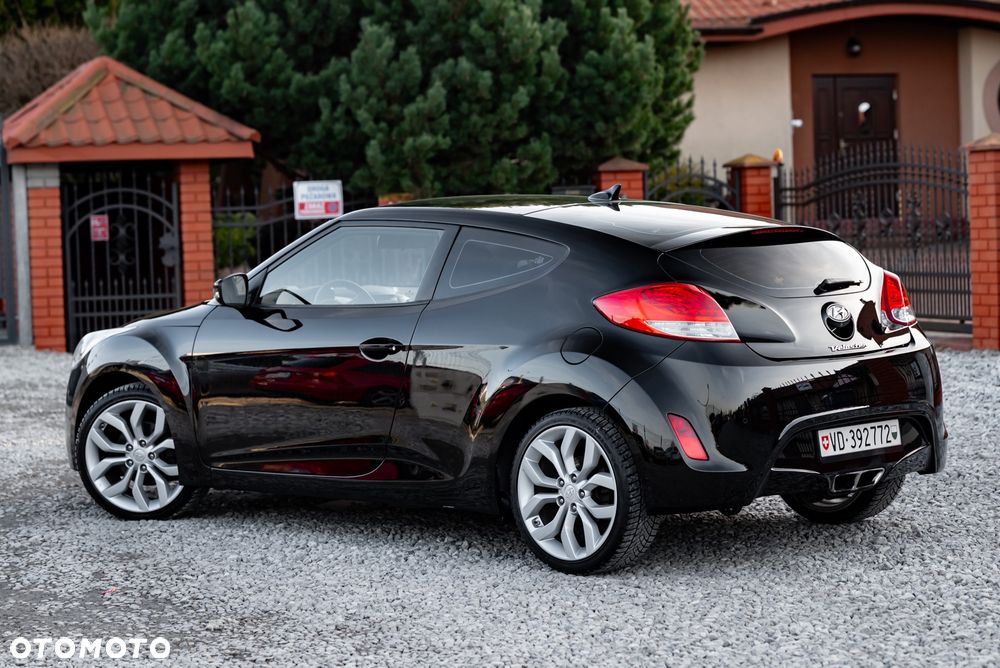 Hyundai Veloster 1.6 Premium - 15