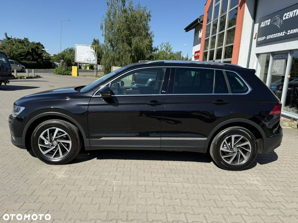 Volkswagen Tiguan - 10