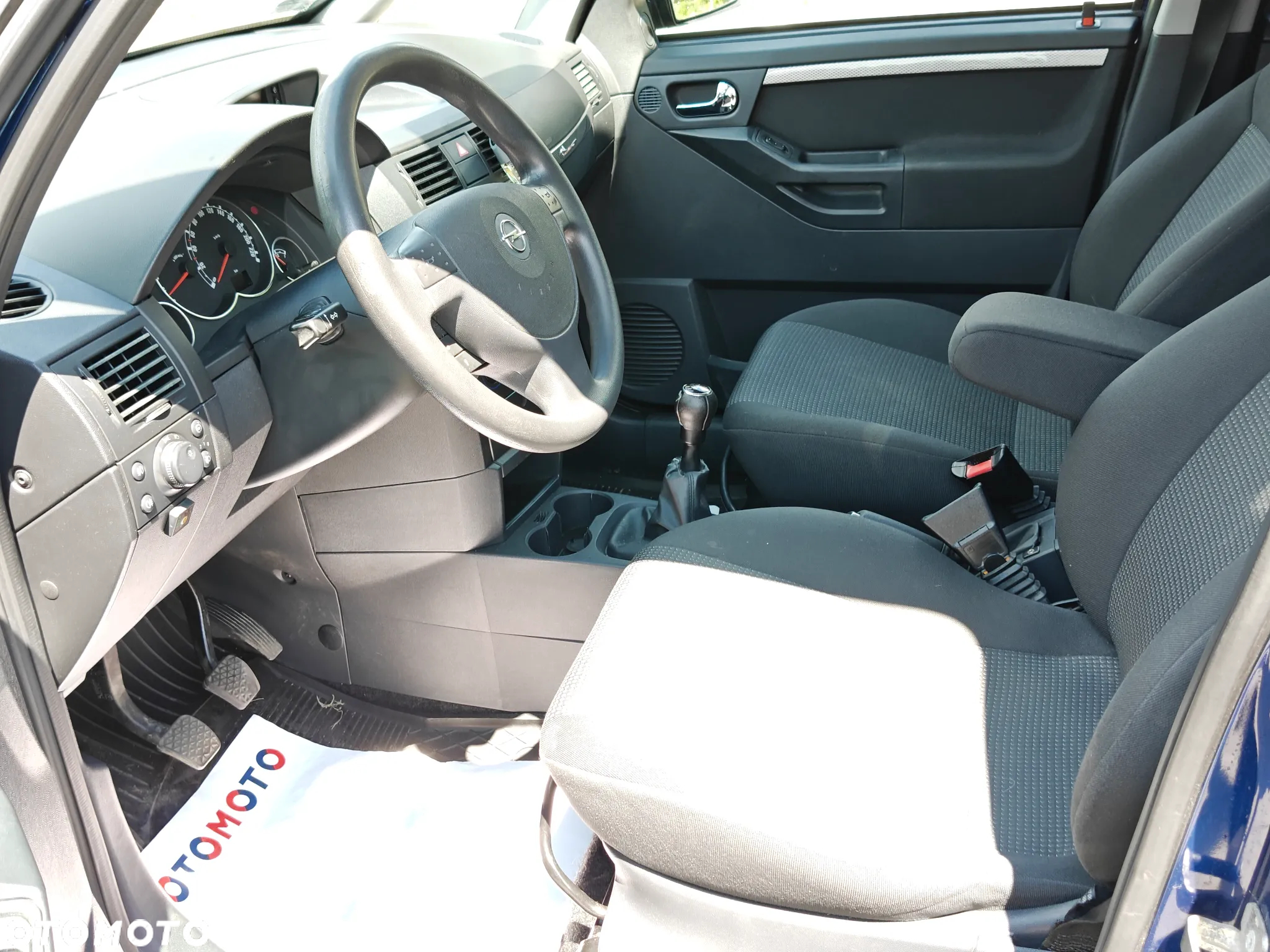 Opel Meriva 1.6 16V Cosmo - 9