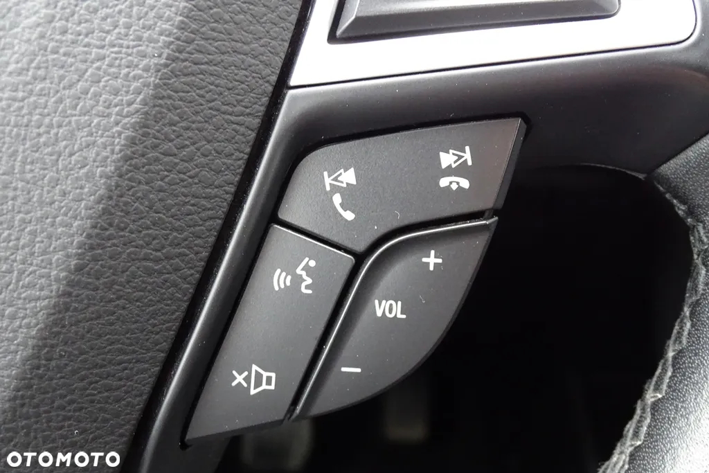 Ford S-Max 2.0 TDCi Vignale - 31