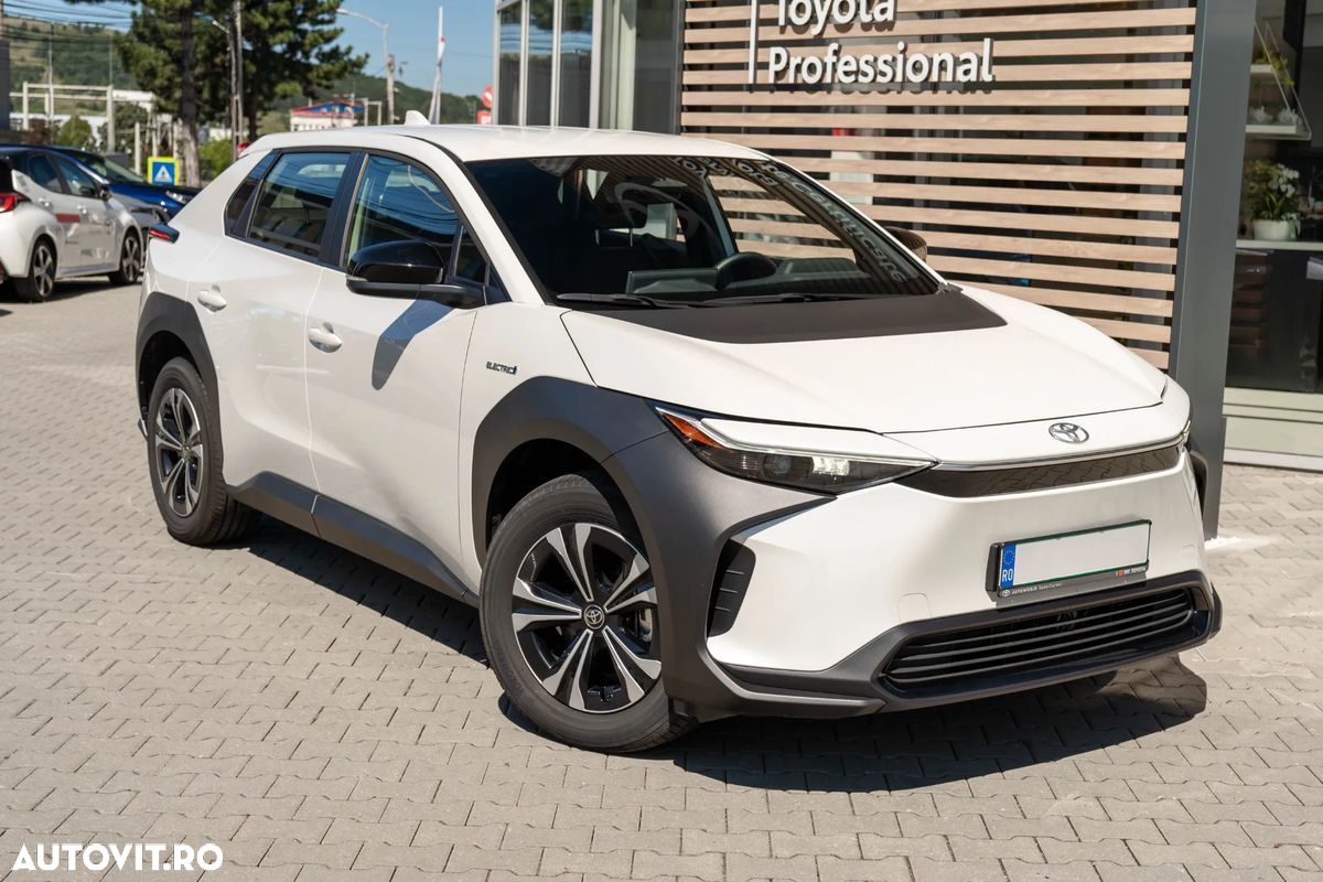 Toyota BZ4X - 1