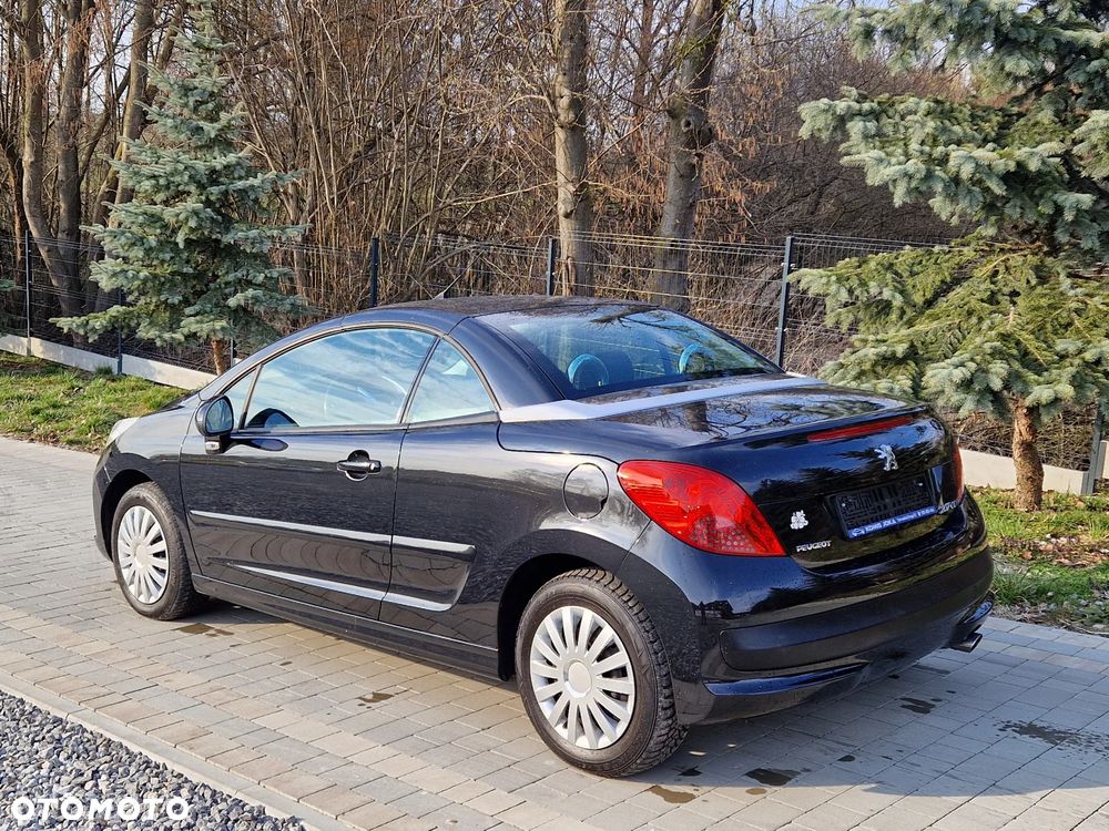 Peugeot 207 CC - 12