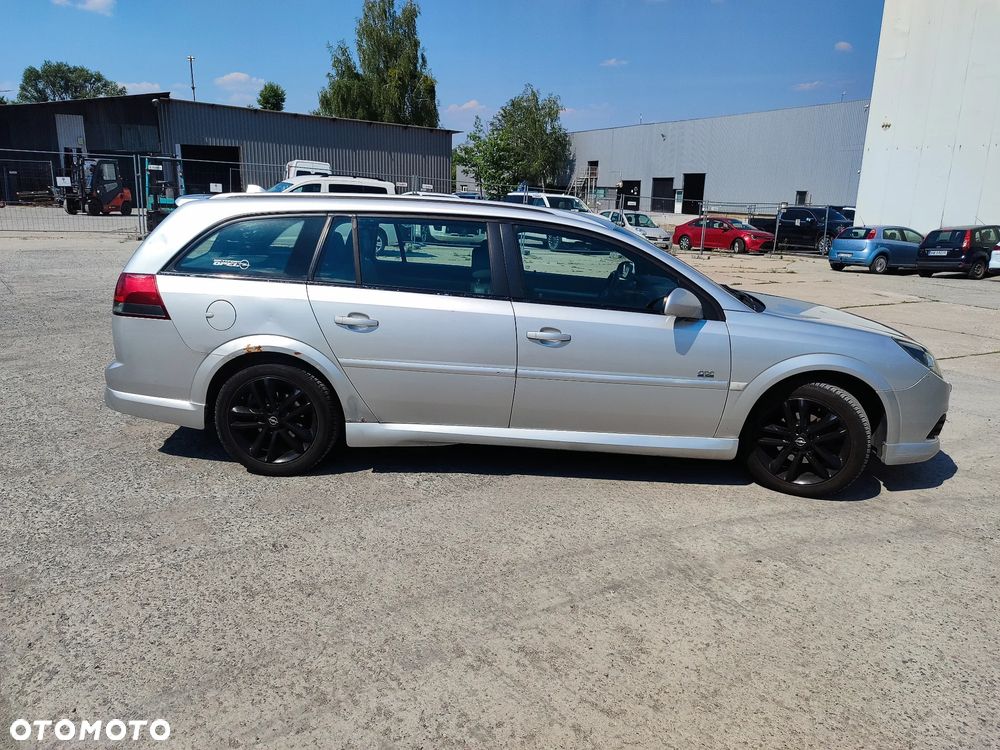 Opel Vectra 1.9 CDTI Cosmo - 4