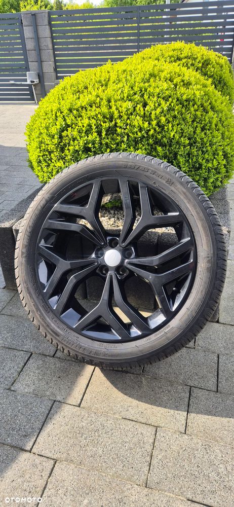 Land Rover Range Rover Velar 2.0 D200 mHEV R-Dynamic - 18