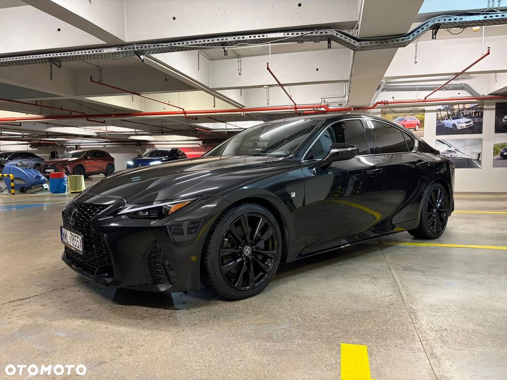 Lexus IS - 9