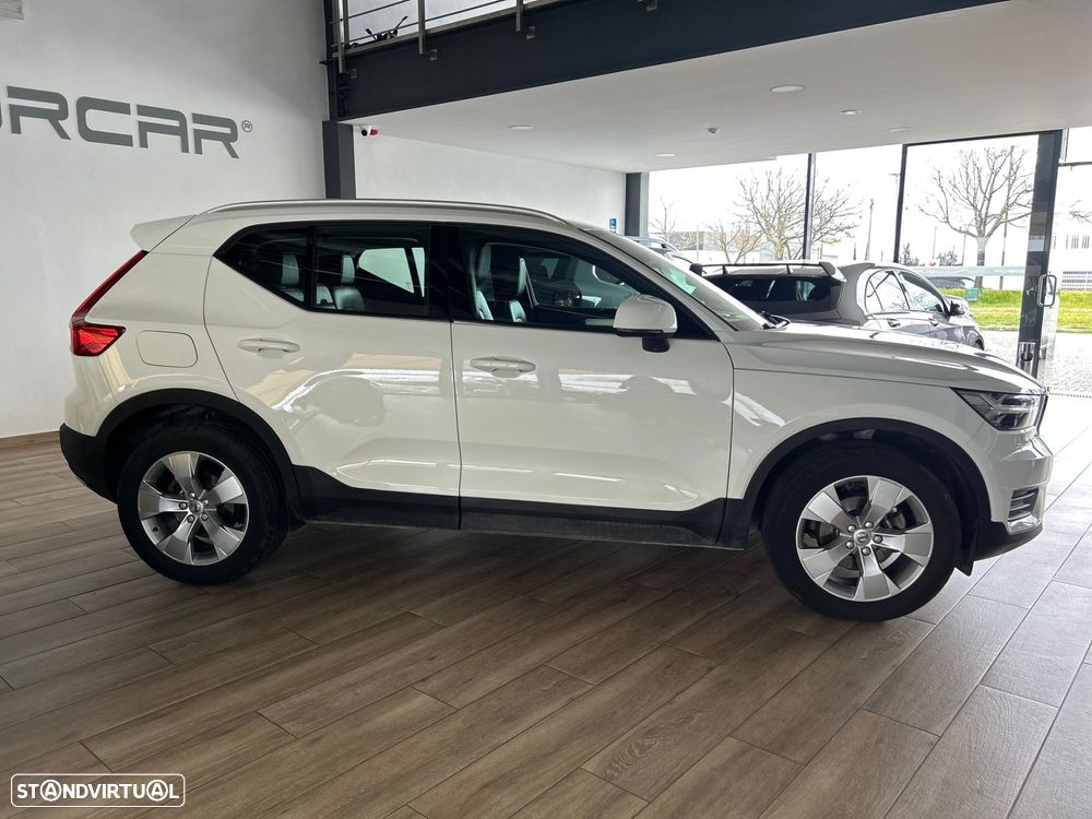 Volvo XC 40 2.0 D3 Momentum Plus Geartronic - 9